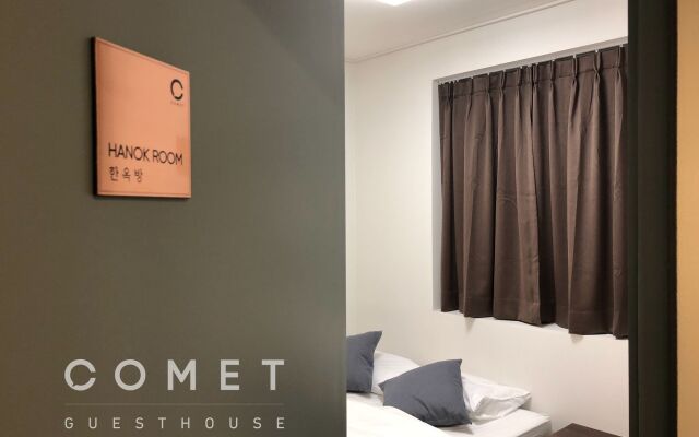 Comet Guesthouse - Hostel