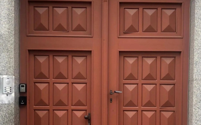 Rustic Apartment with 4 bedrooms Top 9