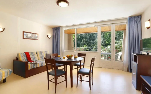 Vacancéole - Le Domaine de Chames