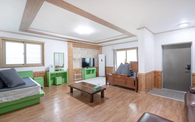 Gyeongju Pension ING