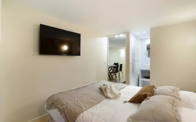 Superb Apartment 2 Bedrooms Center of Paris