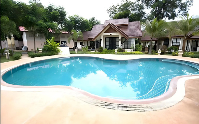 Pang Rujee Resort