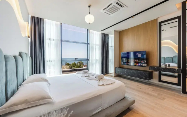Marina Luxury Jacuzzi Suites by PS