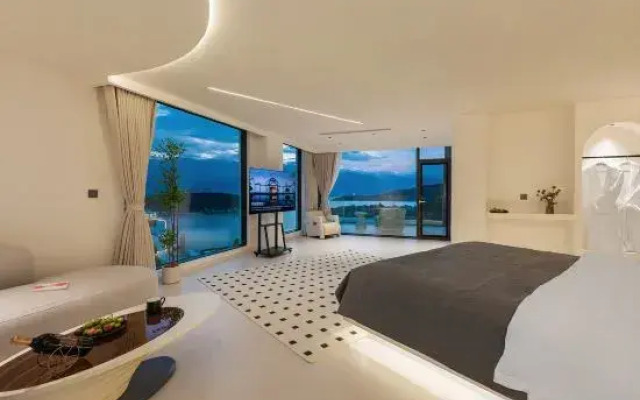 Dali Mubo Holiday Sea View Hotel (Ideal Village Branch)