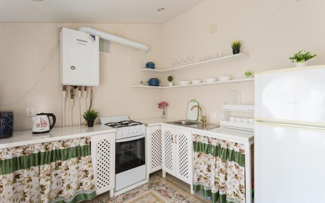Live comfortably on Andreevskaya Street