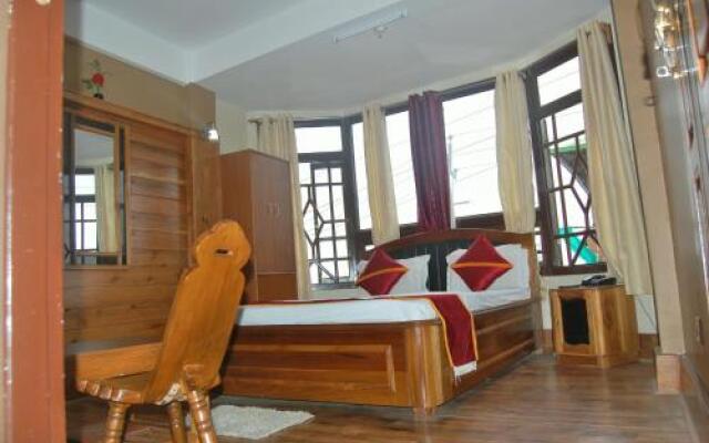 Lama Dhim Hotel by OYO Rooms