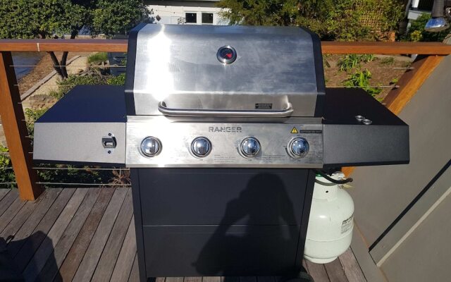 Scotland Island Retreat Water Edge