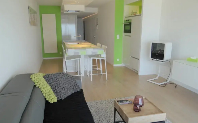 Apartment in Nieuwpoort With Terrace