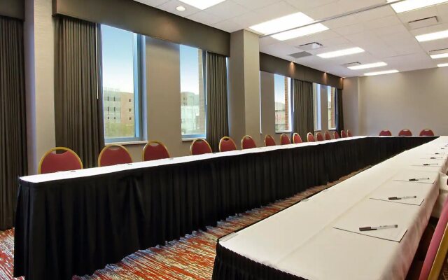 Hampton Inn & Suites Columbus-Downtown