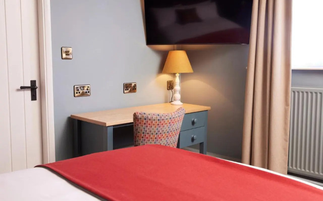 Castle Hotel by Chef & Brewer Collection