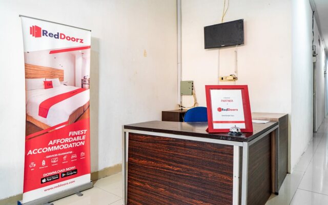 RedDoorz @ Kebon Kacang
