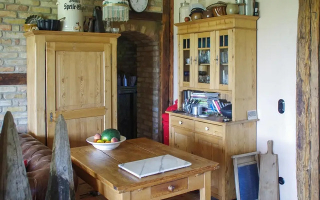 Nice Home in Am Salzhaff With 2 Bedrooms and Wifi