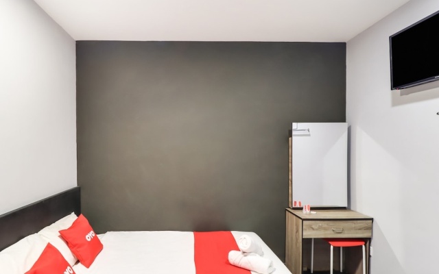 OYO 89381 Moonnight Hotel – Guest Rooms – Batu Caves