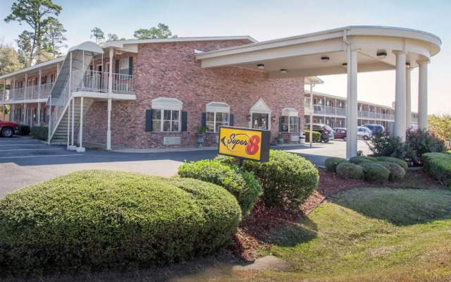 Super 8 By Wyndham Monroe West