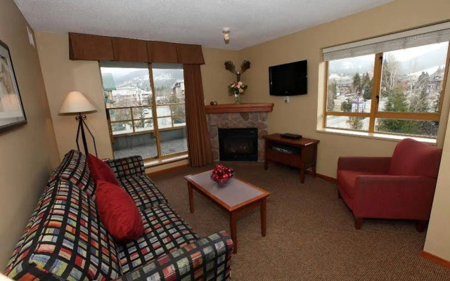 ResortQuest at Whistler Cascade Lodge
