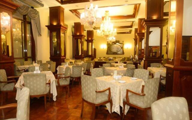 Hotel Maury