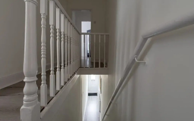 Lux Apartments 4 Bedroom House Sutcliffe