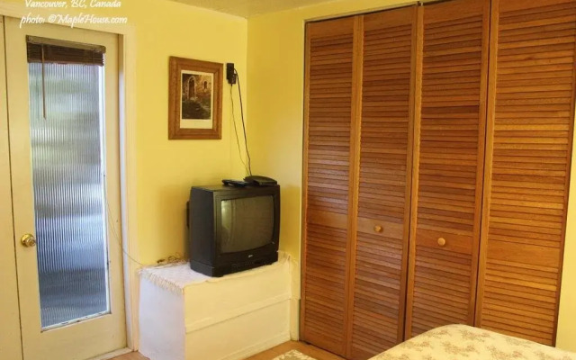 Maple Beach Bed & Breakfast