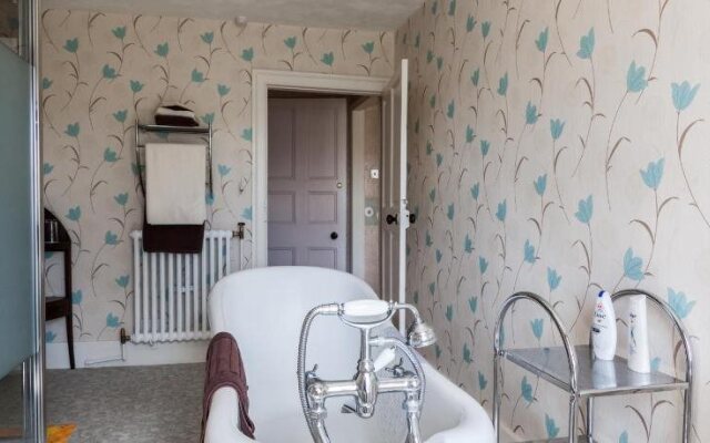 Newlands Hall B&B