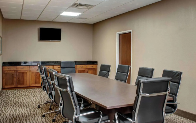 Comfort Inn & Suites Caldwell