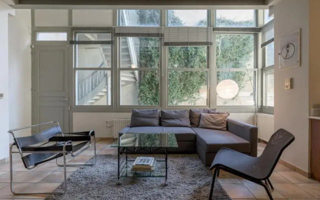 A Beautiful 2 bdr House in the Heart of Plaka