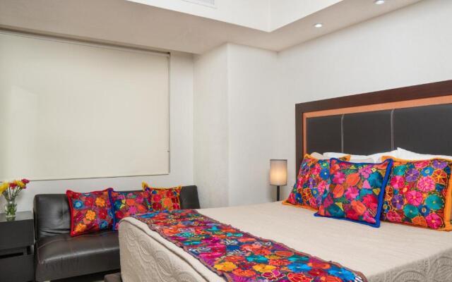 Ocean Front Condo Sleeps 4 Adults-Grand Venetian T3000-1606