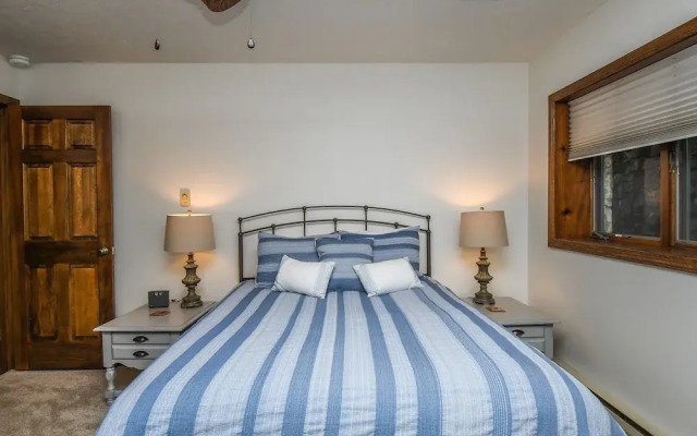 Glendale Shores 2 Bedroom Townhome #20