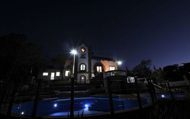 Hotel FATVIAL 4 de Abril