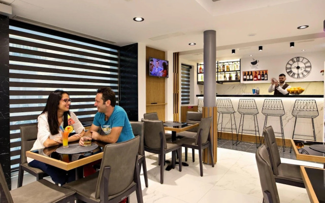 Ideon Hotel