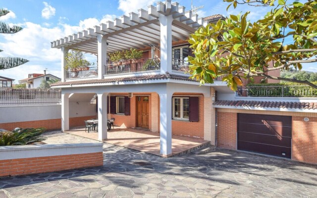 Nice Apartment in Davoli Marina With 2 Bedrooms and Wifi