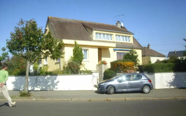 Les 3 chambres de LYLY situées a Brou