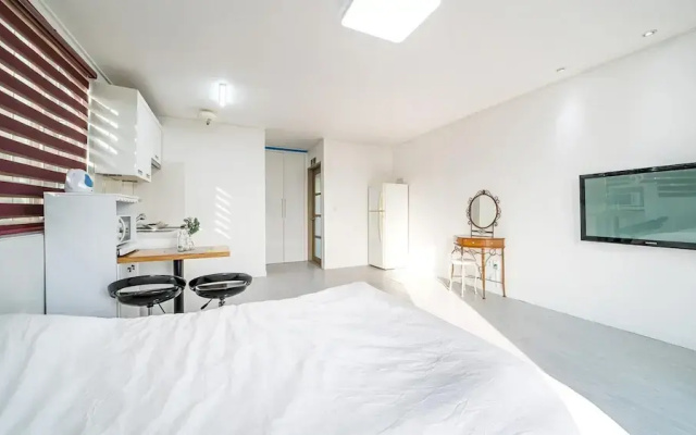 Yeosu Arens Pension