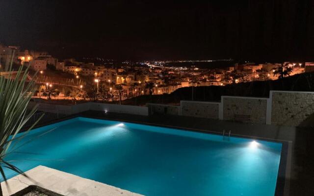Résidence neuve avec piscine M’diq