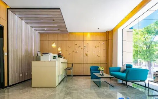 Yiju Hotel