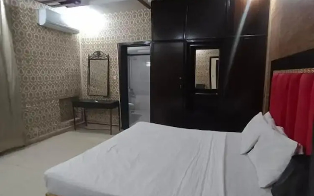 Hotel Tulip Inn Lahore