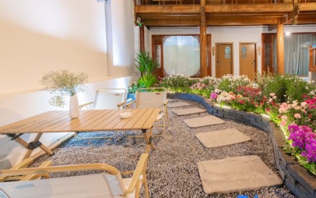 Ananas Valas Mulanjing • Garden Lishe Space Rizhao Jinshan Homestay (Lijiang Ancient City Branch) – Outside – Lijiang
