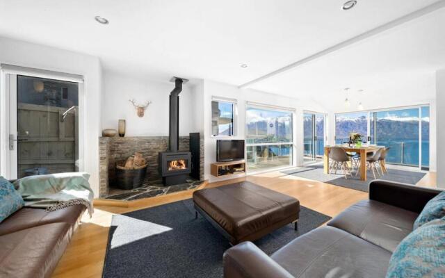 9b on Von - Breath-taking Views