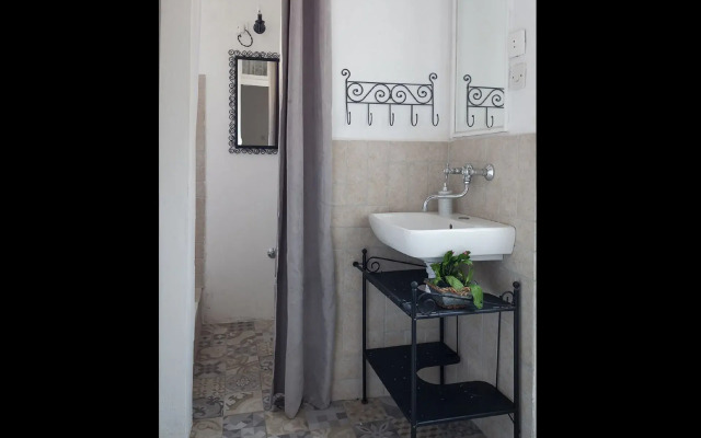 Holiday house Kuka - 100m from the sea : Podgora, Riviera Makarska