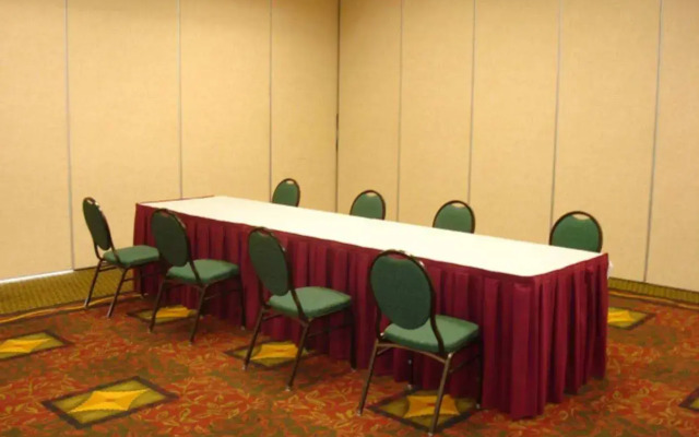 Hilton Garden Inn Oshkosh