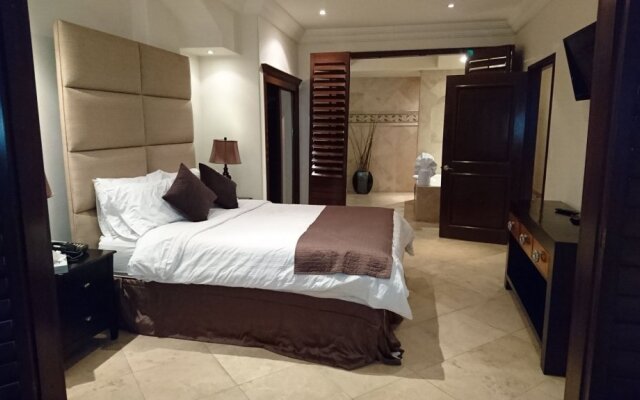 Las Olas Resort and Spa