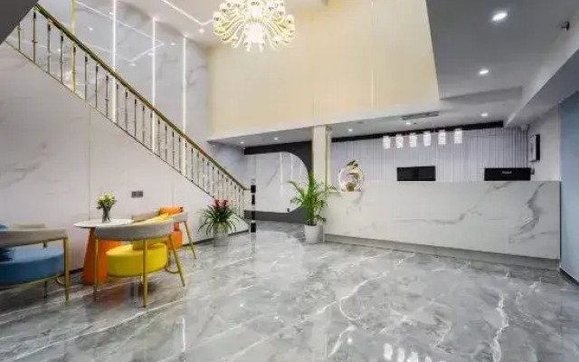 Huali Hotel (Huangshan North High-speed Railway Station)