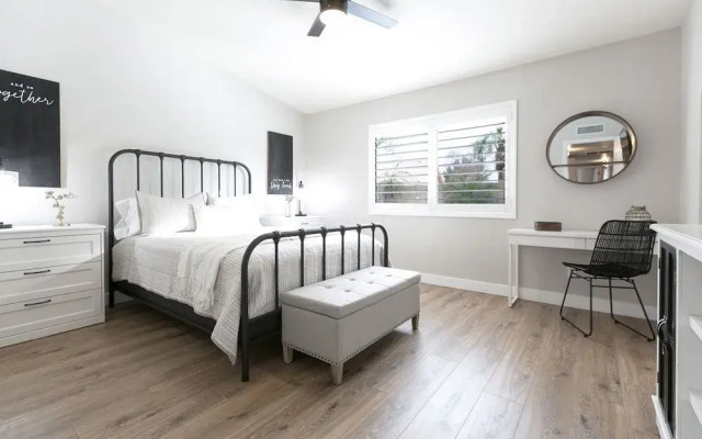 Gilbert Harwell 4 Bedroom Home by RedAwning