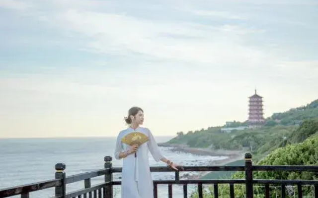 Tree House Nanshan Sanya