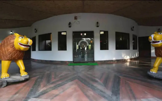 Corbett Jungle Club Resort