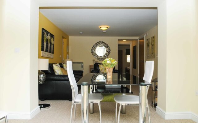 Your Stay Bristol Cotham Lawn