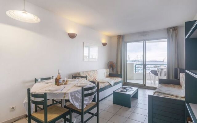 Villa LOpen Fréjus 18055