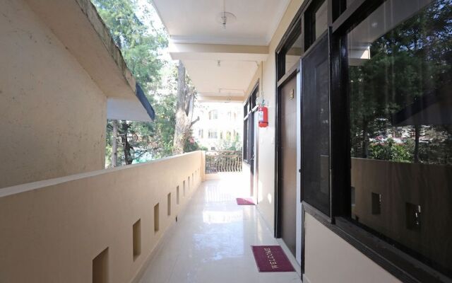 OYO 10216 Hotel UK Retreat