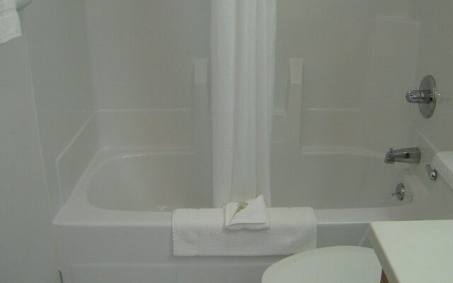 Super 8 Ottawa Starved Rock