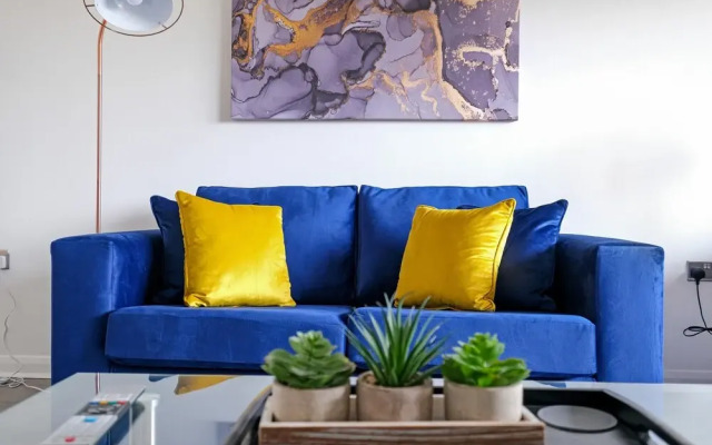 Town Center 2 bed Serviced Apartment 8