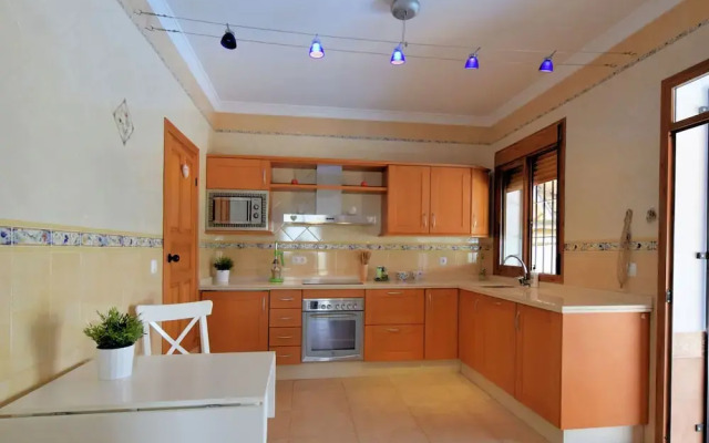 Spacious Villa With Private Pool and Stunning Views Near Iznájar